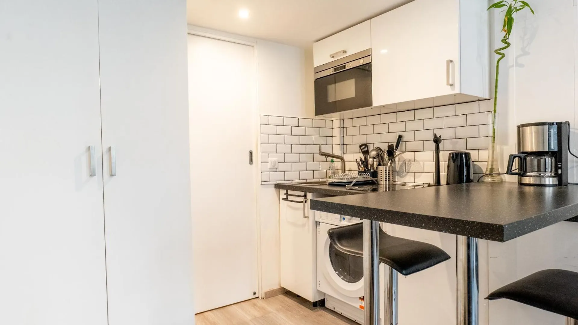 Apartment Au Centre De Paris